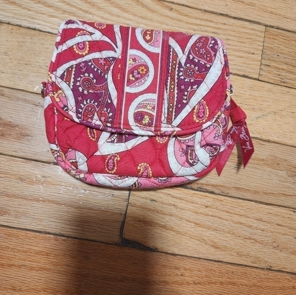 Vera Bradley Quilted Wristlet Wallet Red Paisley Floral Print Small Zip Pouch - Picture 8 of 8